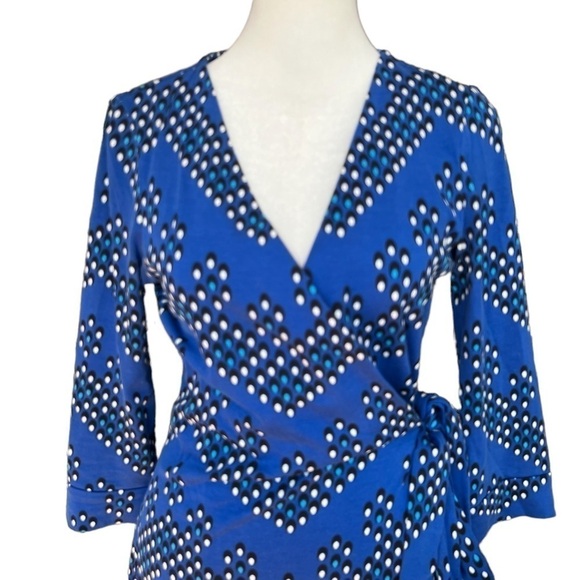 DIANE VON FURSTENBURG New Julian Two Wrap Dress - Picture 2 of 5